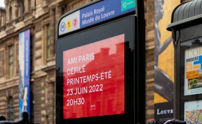 Conception panneaux metro Paris